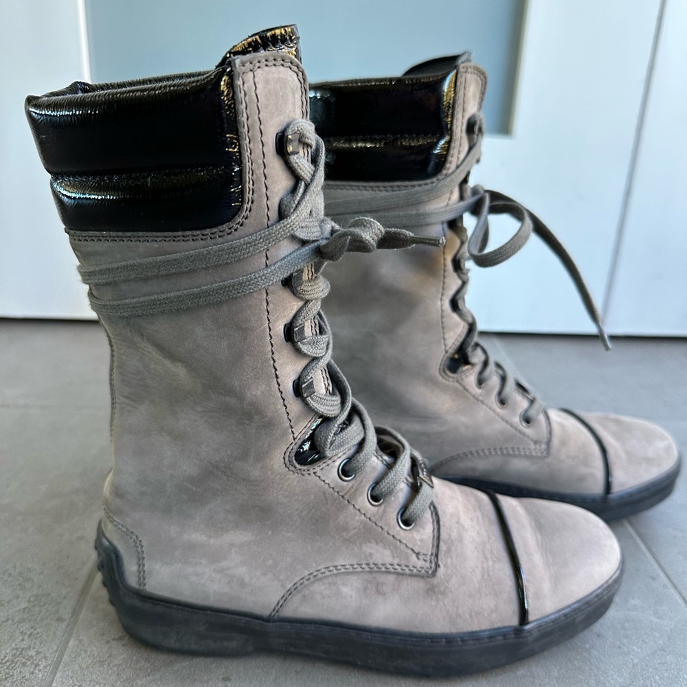 Tod’s Boots - Picture 3 of 6